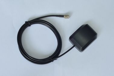 Porcellana Antenna portatile di GPS dell'automobile del veicolo un'impedenza di 50 ohm e connettore maschio di SMA fornitore